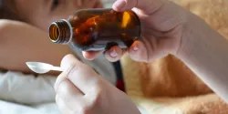 Główny Inspektor Farmaceutyczny wycofuje osiem serii popularnego syropu